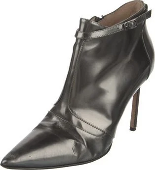 Manolo Blahnik - Image 2