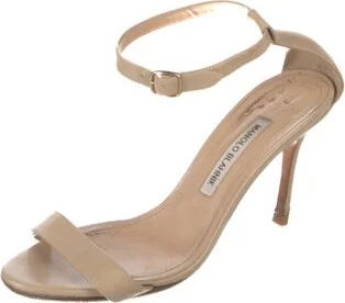 Manolo Blahnik - Image 2