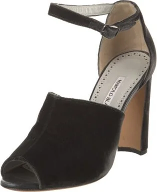 Manolo Blahnik - Image 2