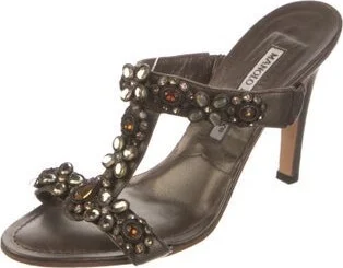 Manolo Blahnik - Image 2