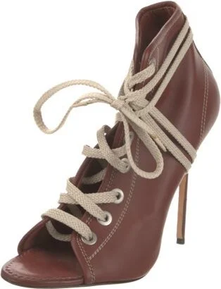 Manolo Blahnik - Image 2