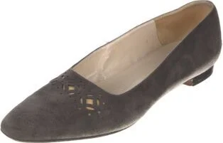 Manolo Blahnik - Image 2