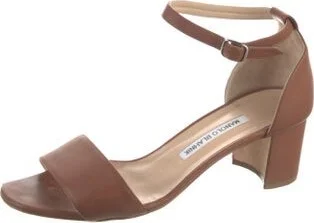 Manolo Blahnik - Image 2