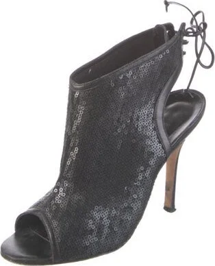 Manolo Blahnik - Image 2