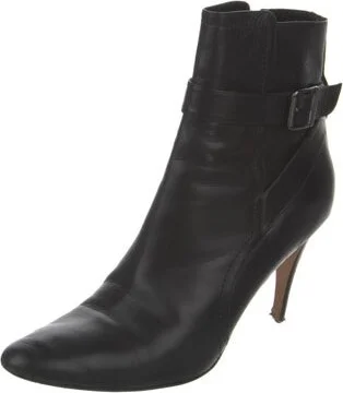 Manolo Blahnik - Image 2