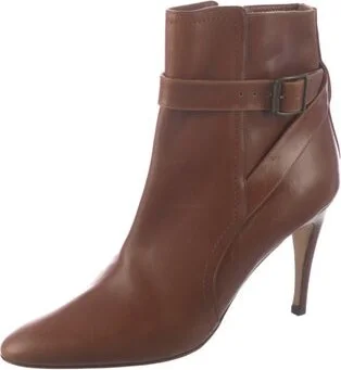 Manolo Blahnik - Image 2