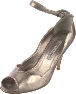 Manolo Blahnik - Image 2