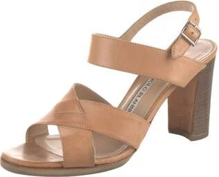 Manolo Blahnik - Image 2