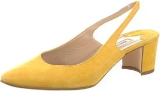 Manolo Blahnik - Image 2