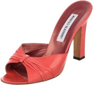 Manolo Blahnik - Image 2