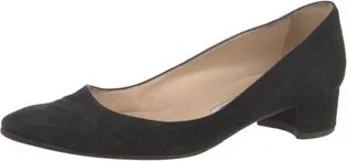 Manolo Blahnik - Image 2