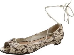 Manolo Blahnik - Image 2