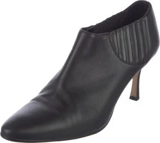Manolo Blahnik - Image 2