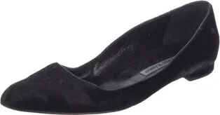 Manolo Blahnik - Image 2