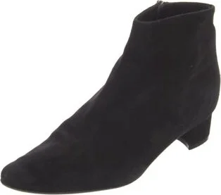 Manolo Blahnik - Image 2