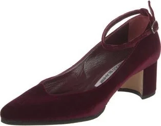 Manolo Blahnik - Image 2
