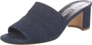Manolo Blahnik - Image 2
