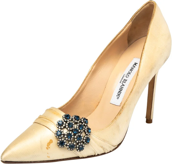 Manolo Blahnik Beige Satin Crystal Embellished Pointed Toe Pumps Size 37