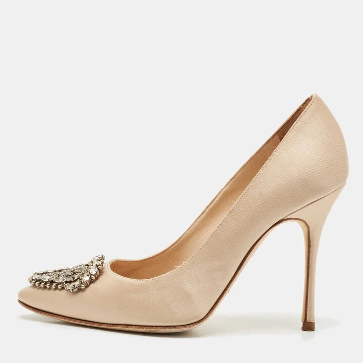 Manolo Blahnik Beige Satin Okkato Crystal Embellished Pumps Size 36