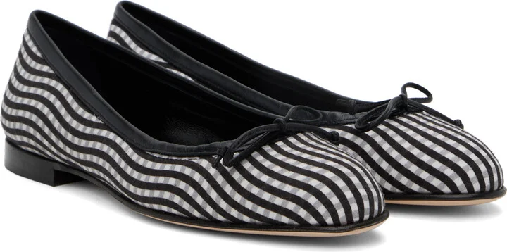 Manolo Blahnik Black & White Veralli Ballerina Flats - Image 4