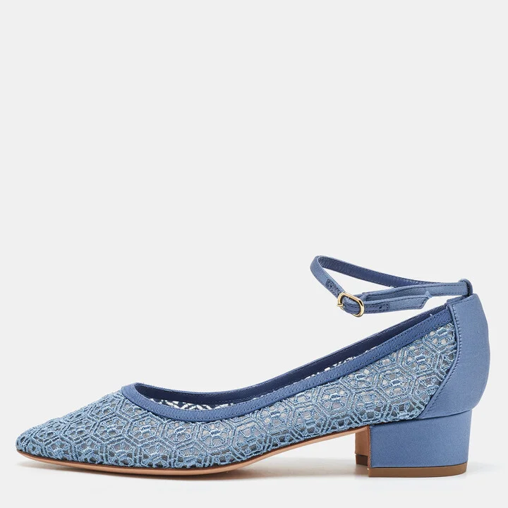Manolo Blahnik Blue Satin and Lace Listana Block Heel Ankle Strap Pumps Size 36