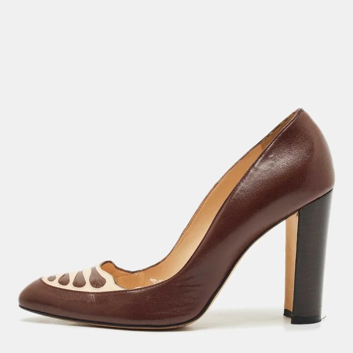 Manolo Blahnik Brown Leather Round Toe Pumps Size 38.5
