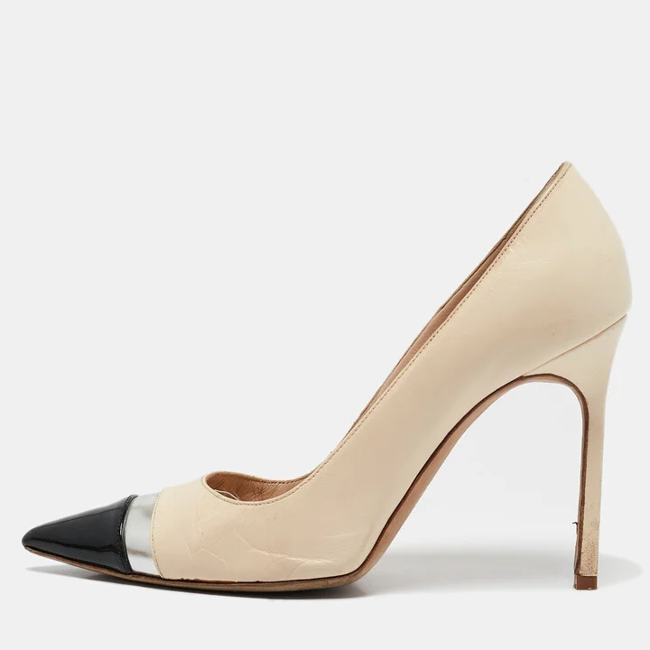 Manolo Blahnik Cream/Black Leather Pointed Toe Pumps Size 37