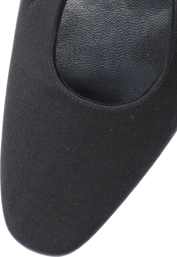 Manolo Blahnik Flat Shoes - Image 5