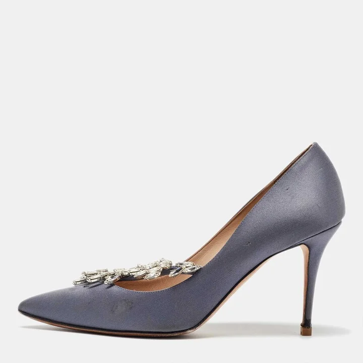 Manolo Blahnik Grey Satin Nadira Pointed Toe Pumps Size 39