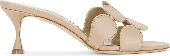 Manolo Blahnik Haribalmu 50 Nappa Mule in Cream