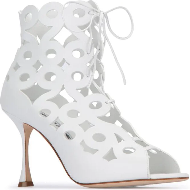 Manolo Blahnik Heeled Shoes - Image 2