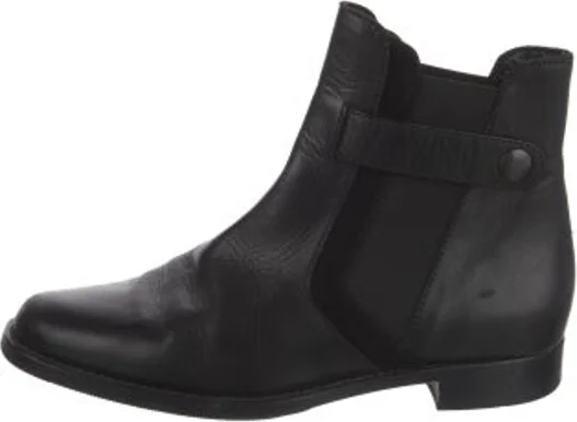 Manolo Blahnik