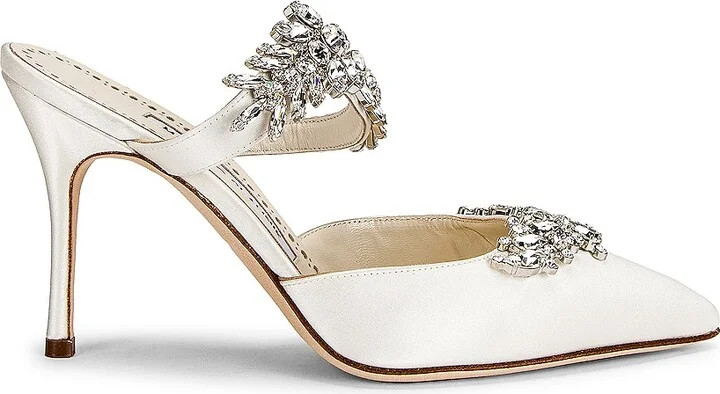 Manolo Blahnik Lurum 90 Heel in Cream