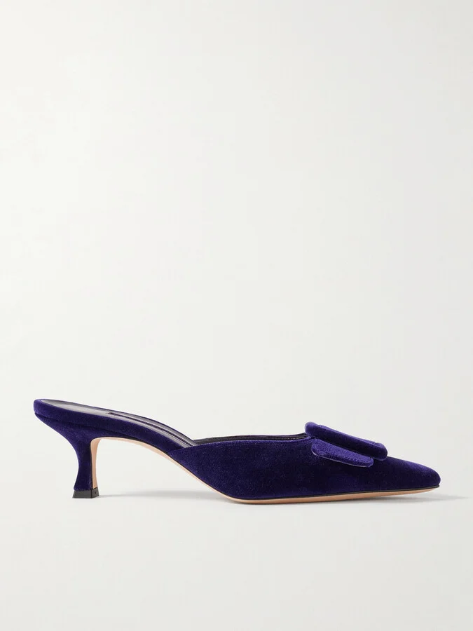 Manolo Blahnik - Maysale 50 Buckled Velvet Mules - Purple