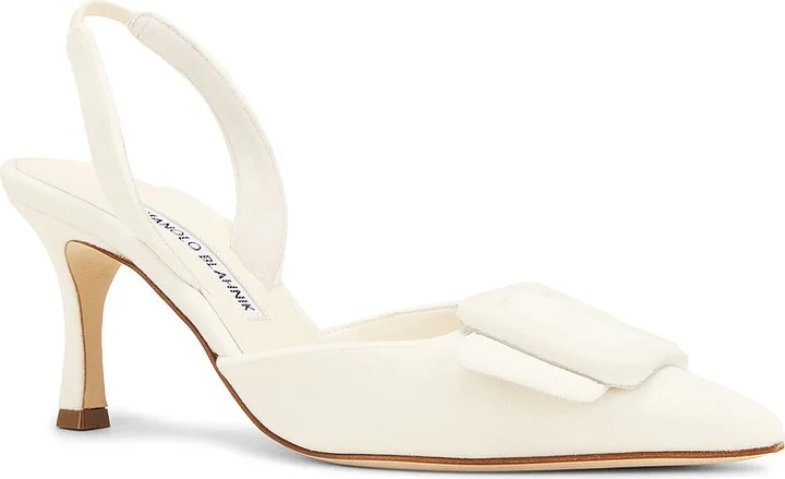 Manolo Blahnik Maysli 70 Velvet Pump in Cream - Image 2