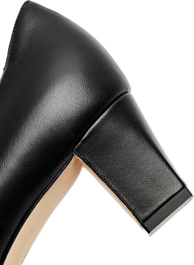 Manolo Blahnik Okkatopla 50 Leather Pumps - Image 4