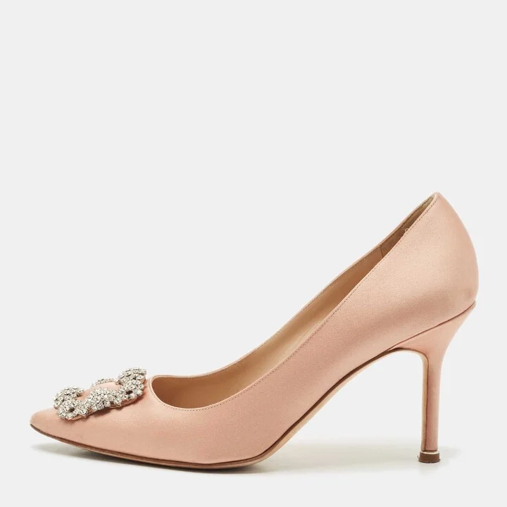 Manolo Blahnik Peach Satin Hangisi Pumps Size 39