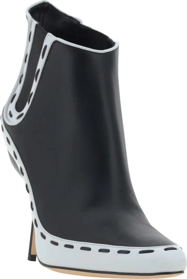 Manolo Blahnik Pumps - Image 2