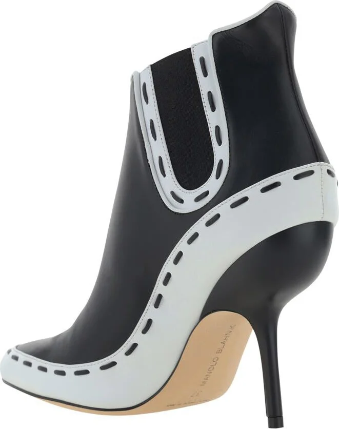 Manolo Blahnik Pumps - Image 3