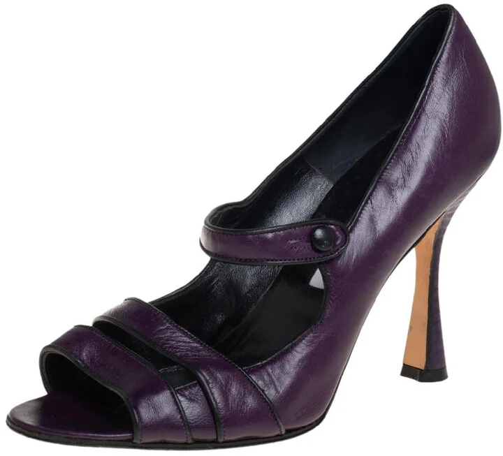 Manolo Blahnik Purple Leather Mary Jane Pumps Size 39.5