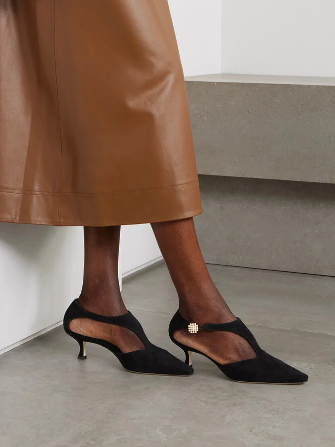 Manolo Blahnik - Shufta 50 Embellished Suede Pumps - Black - Image 2