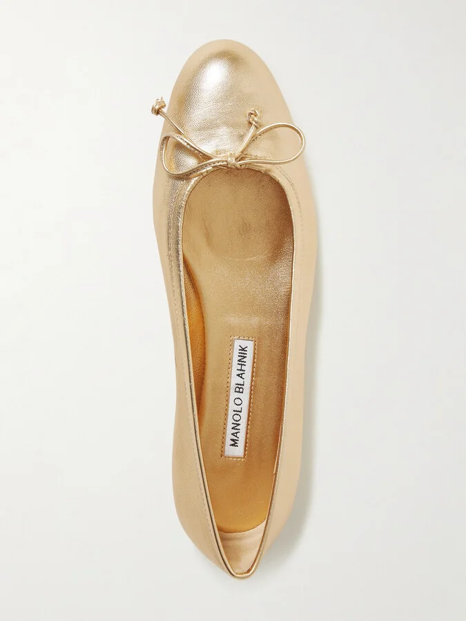 Manolo Blahnik - Veralli Metallic Leather Ballet Flats - Gold - Image 5