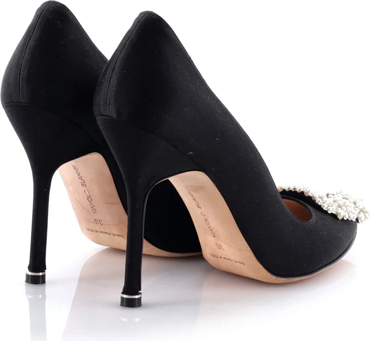 Manolo Blahnik Women's Hangisi Pumps Satin with Faux Pearls 105 - Image 3