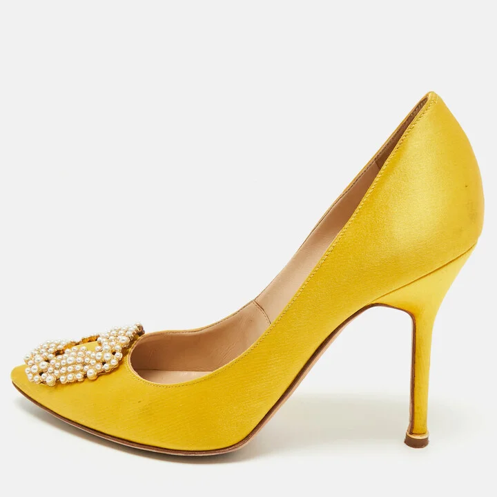 Manolo Blahnik Yellow Satin Hangisi Pumps Size 38