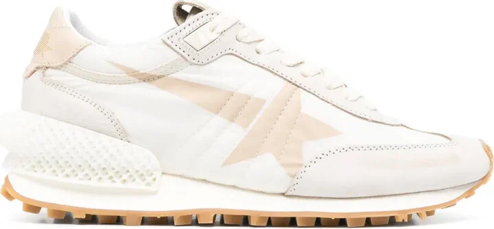Marathon sneakers