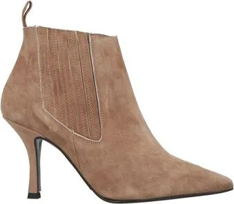 Marc Ellis Woman Ankle boots