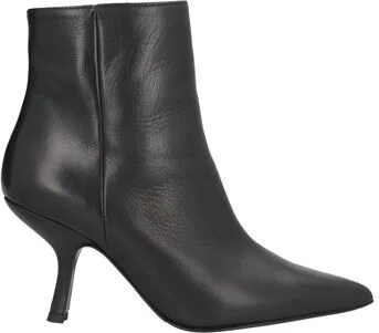 Marc Ellis Woman Ankle boots