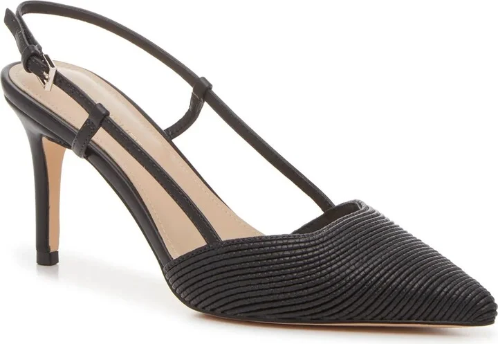 Marc Fisher Favia Pump
