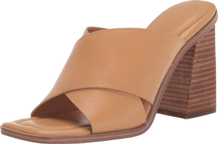 Marc Fisher LTD Women's BARLI Heeled Sandal