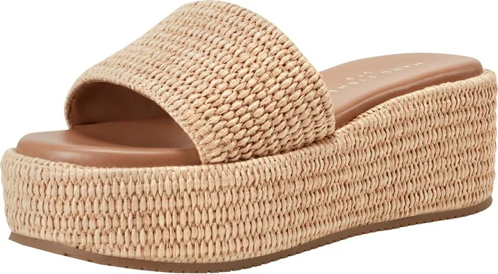 Marc Fisher LTD Women's Daylin Wedge Sandal